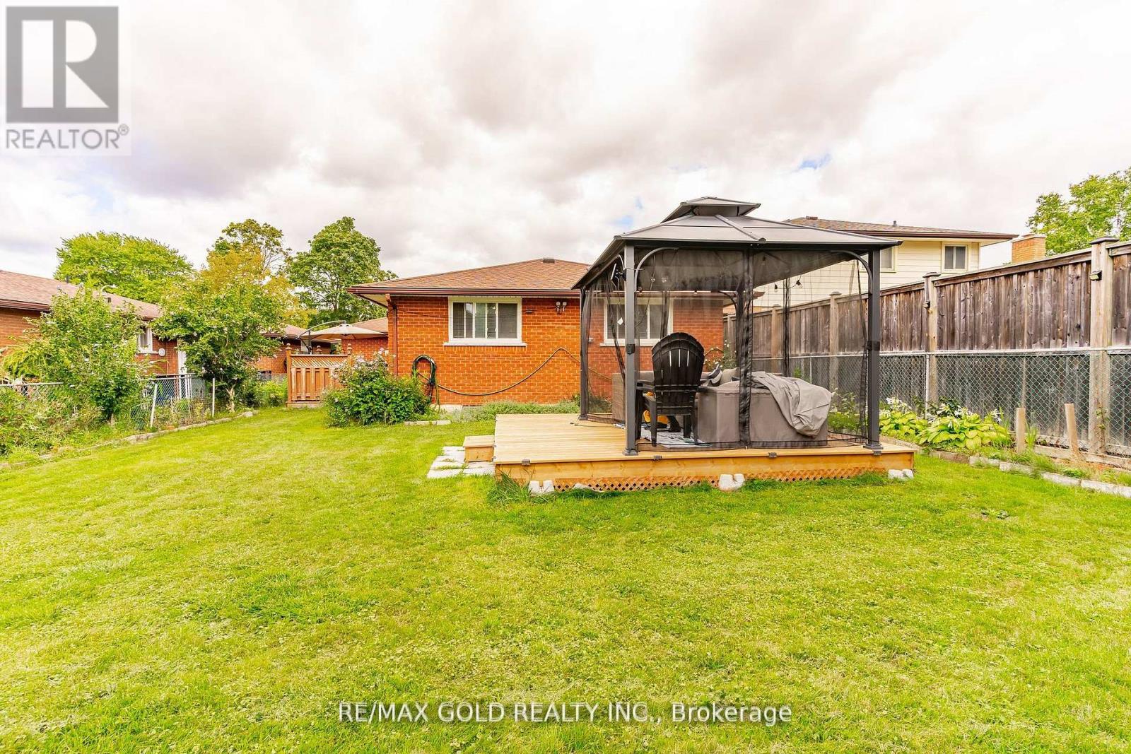 55 Ramblewood Way, Kitchener, Ontario  N2N 1G8 - Photo 36 - X12534508