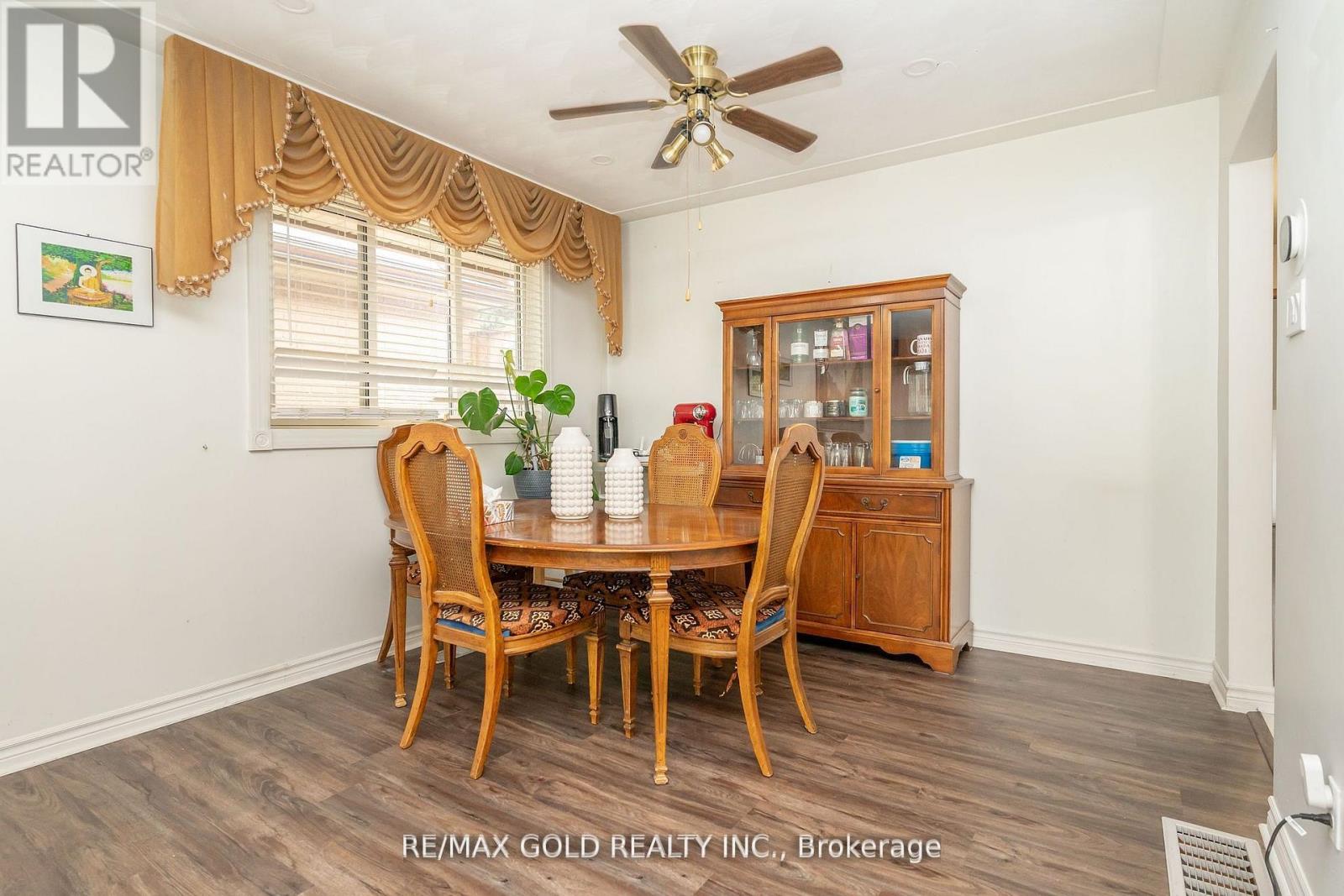 55 Ramblewood Way, Kitchener, Ontario  N2N 1G8 - Photo 8 - X12534508