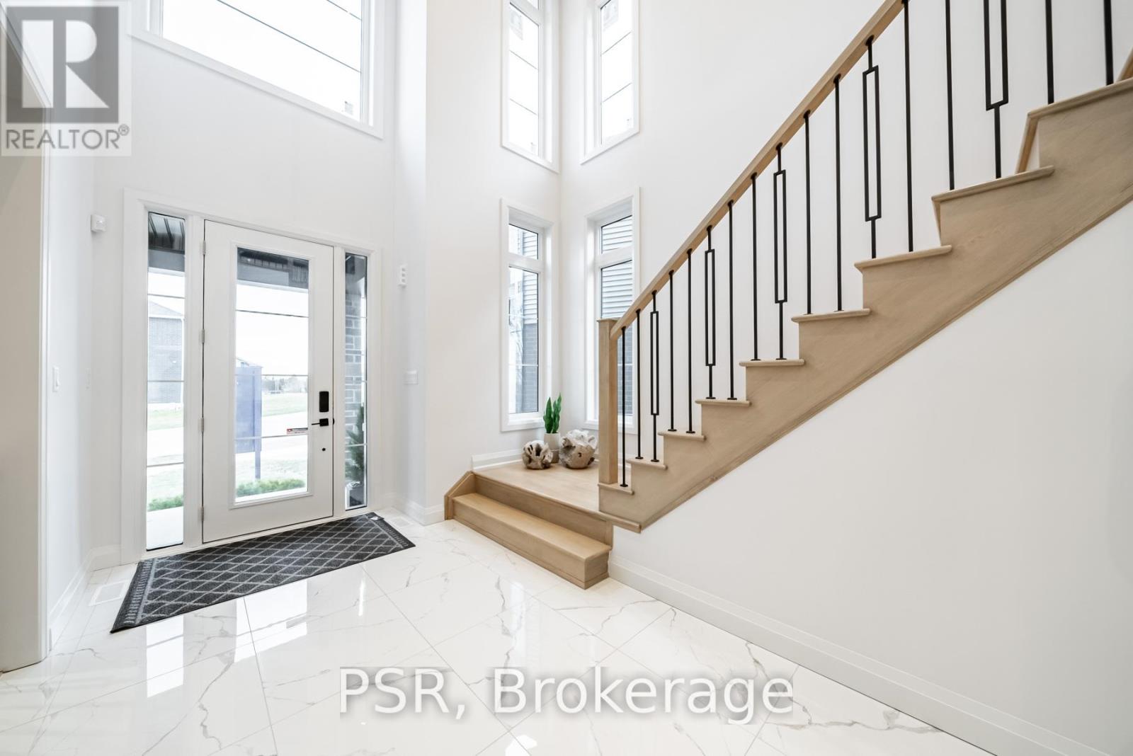 129 Daugaard Avenue, Brant, Ontario  N3L 0L6 - Photo 2 - X12534604