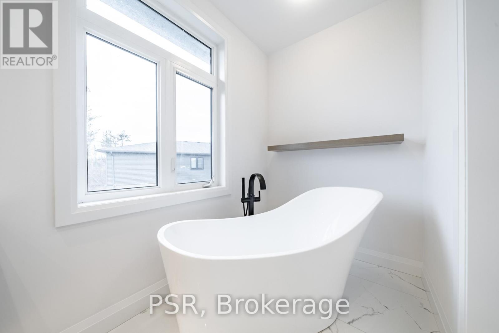 129 Daugaard Avenue, Brant, Ontario  N3L 0L6 - Photo 21 - X12534604