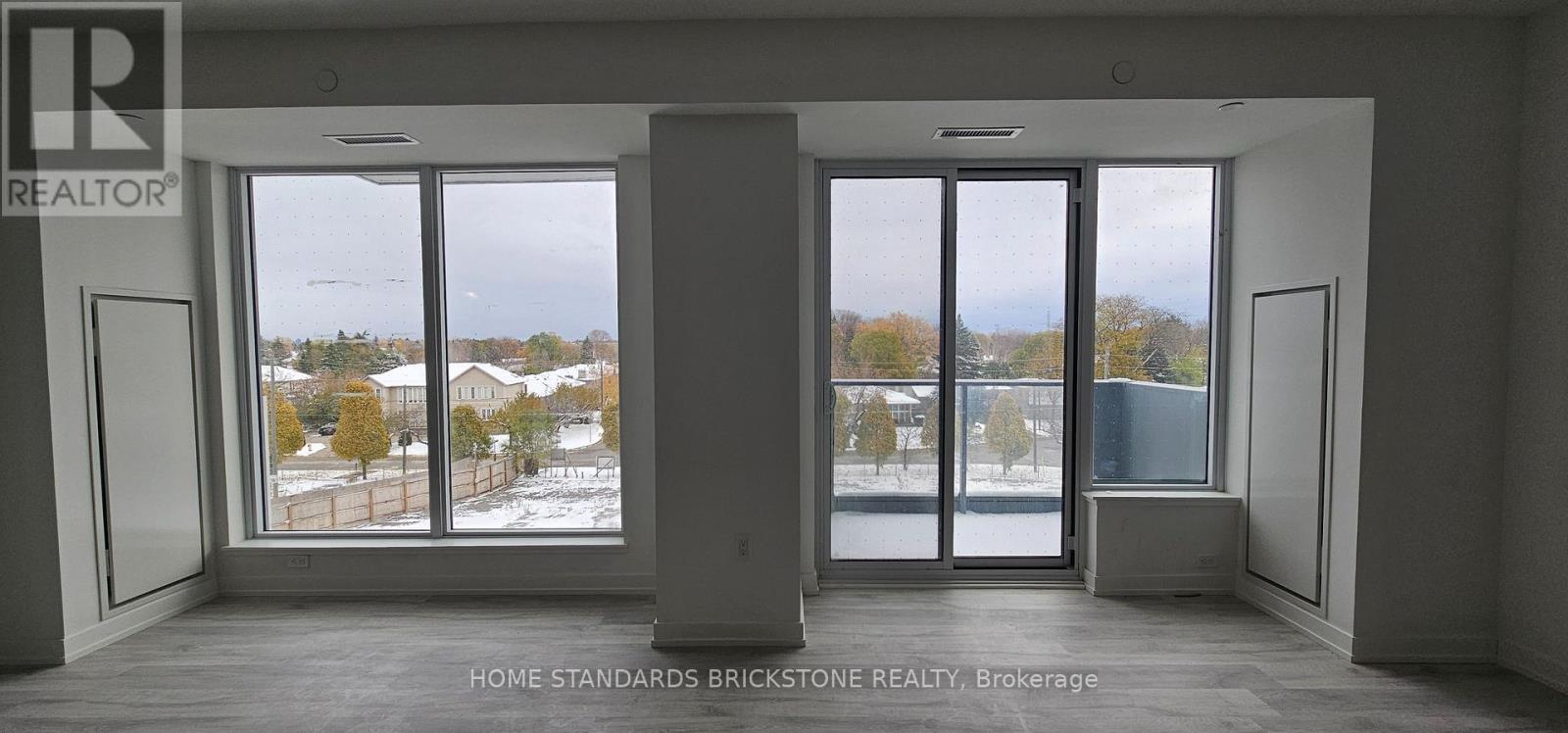 N424 - 7 Golden Lion Heights, Toronto, Ontario  M2M 0C1 - Photo 3 - C12534656