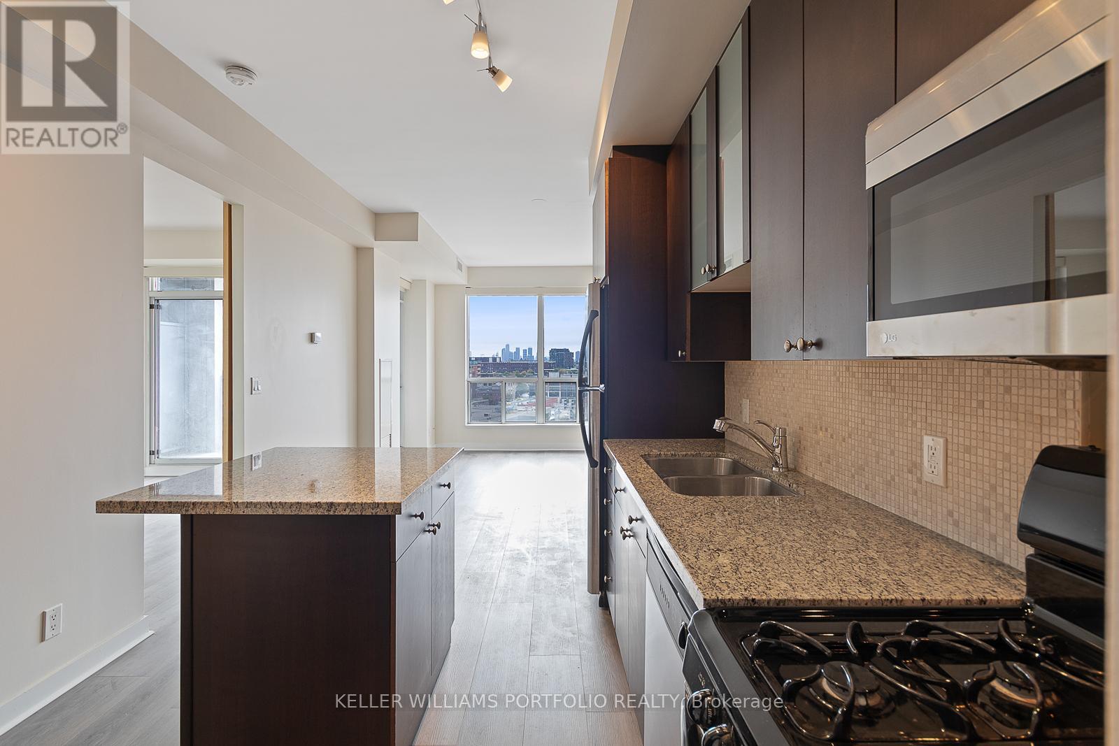 1224 - 1 Shaw Street, Toronto, Ontario  M6K 0A1 - Photo 11 - C12534726