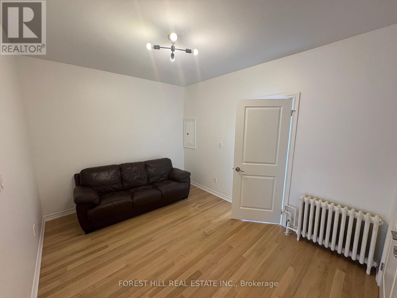 C - 756 QUEEN STREET W, Toronto, Ontario