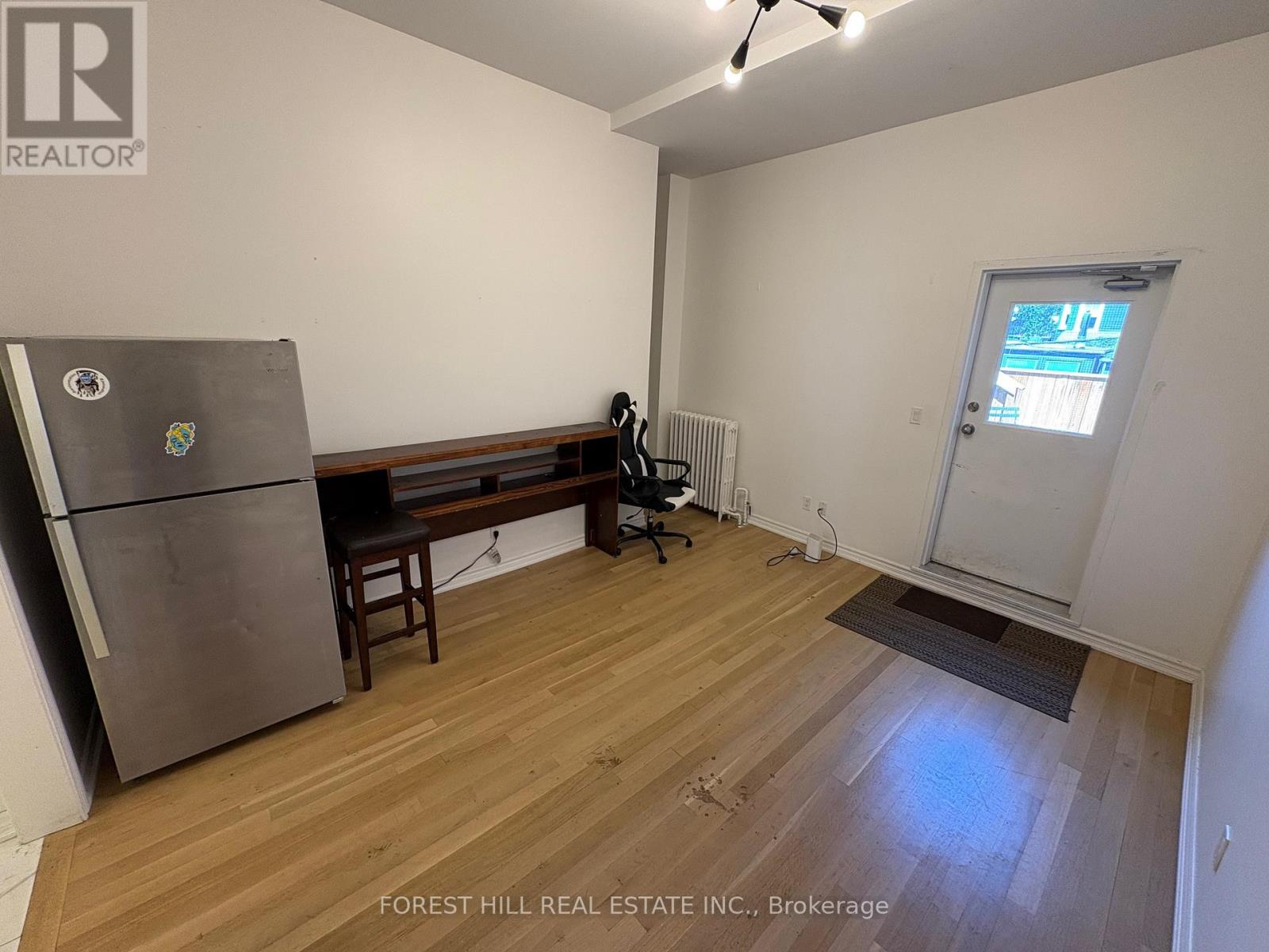 B - 756 Queen Street W, Toronto, Ontario  M6J 1E9 - Photo 7 - C12534758