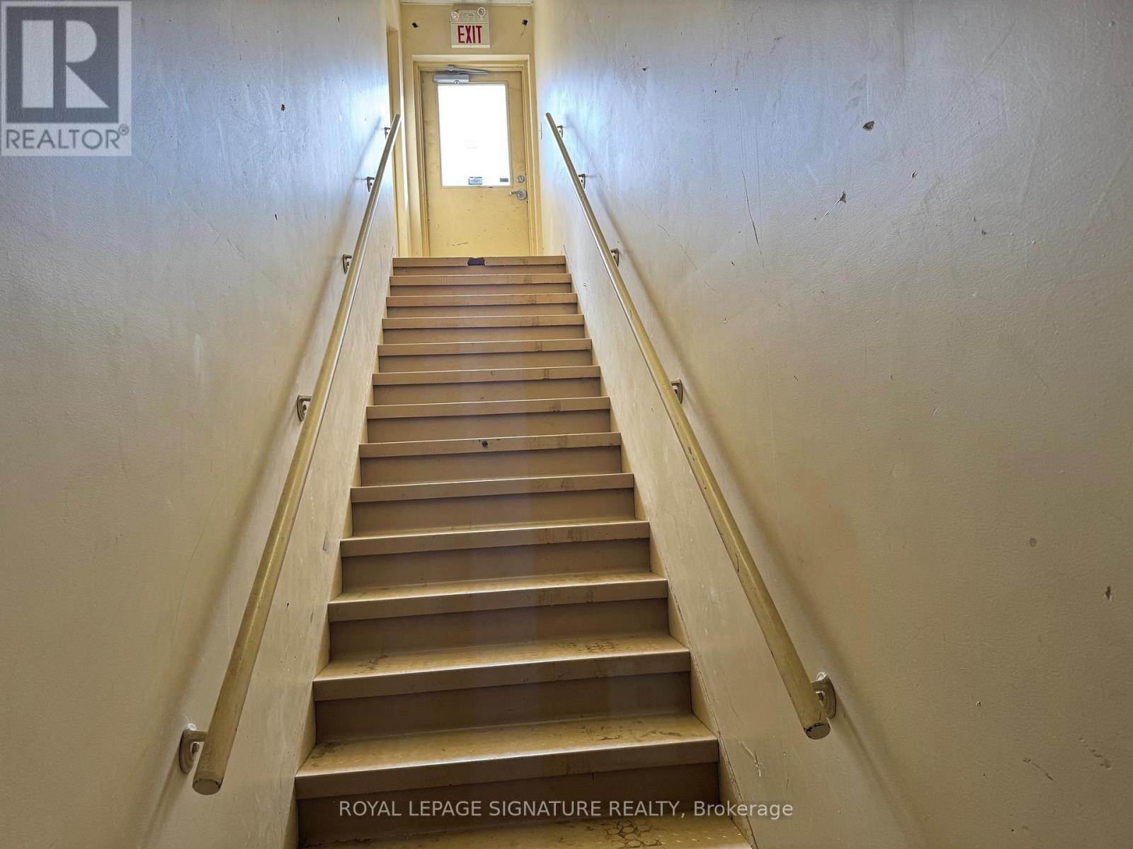 Unit 1b - 801 Dundas Street E, Mississauga, Ontario  L6Y 1G9 - Photo 3 - W12515182