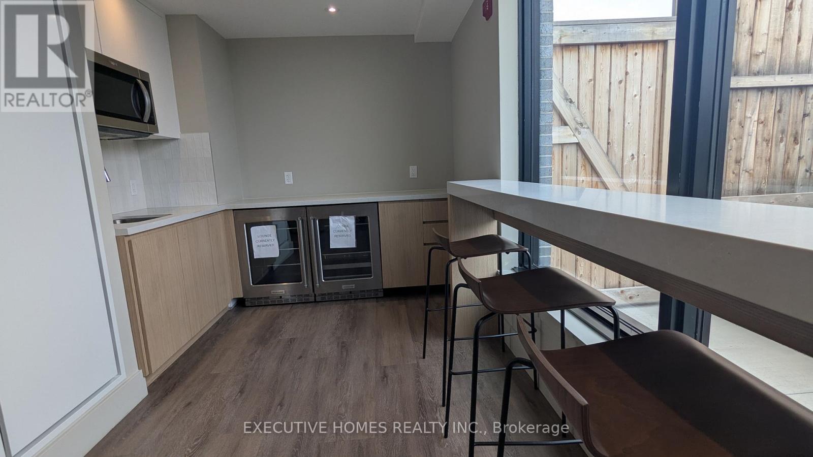 203 - 1440 Clarriage Court, Milton, Ontario  L9E 1B3 - Photo 32 - W12424396