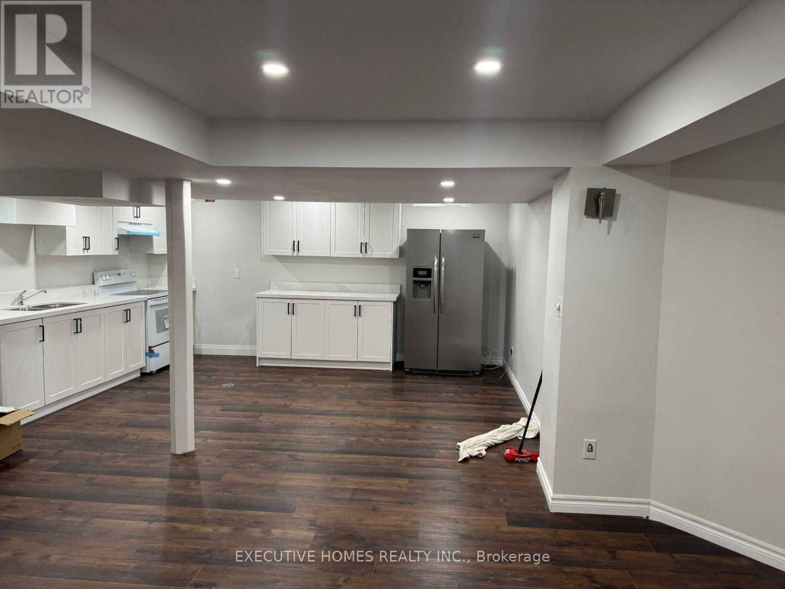 2 Renwick Road, Clarington, Ontario  L1E 1V6 - Photo 3 - E12534720