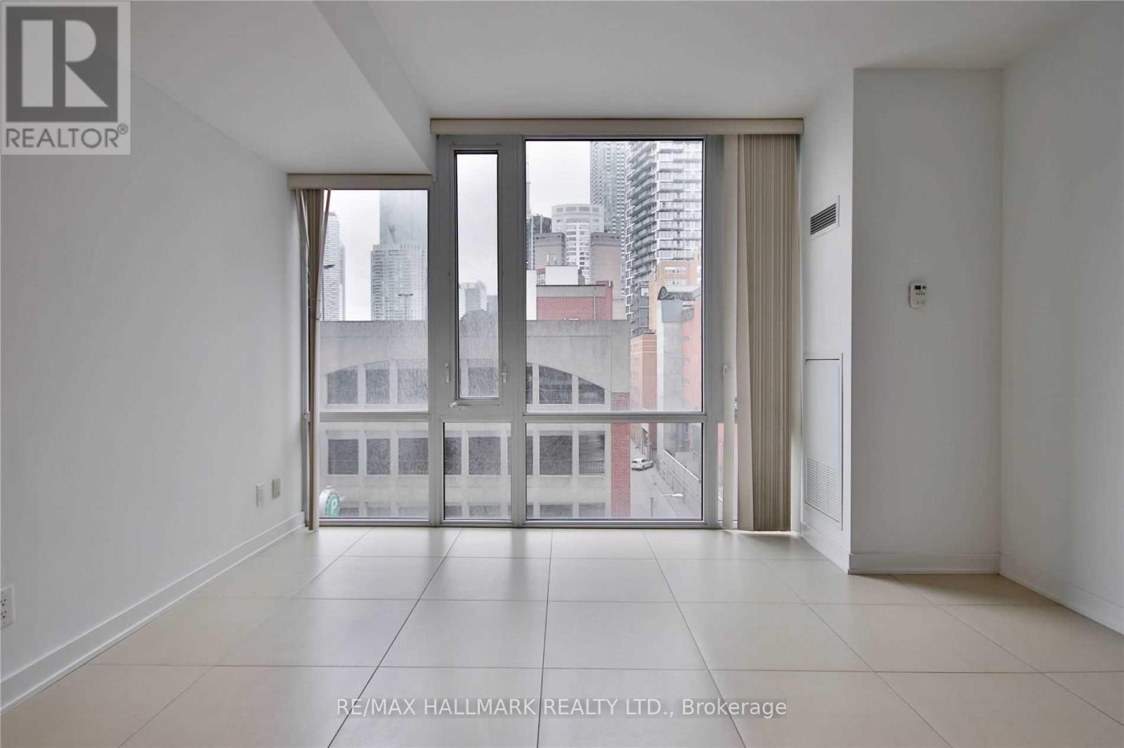 418 - 1 Market Street, Toronto, Ontario  M5E 0A2 - Photo 15 - C12523130