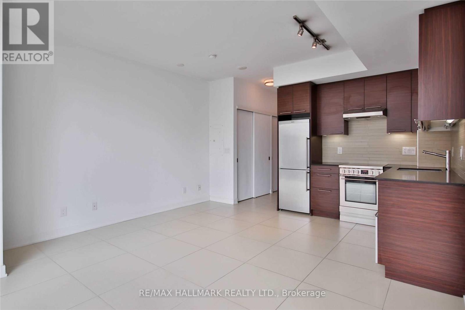 418 - 1 Market Street, Toronto, Ontario  M5E 0A2 - Photo 12 - C12523130