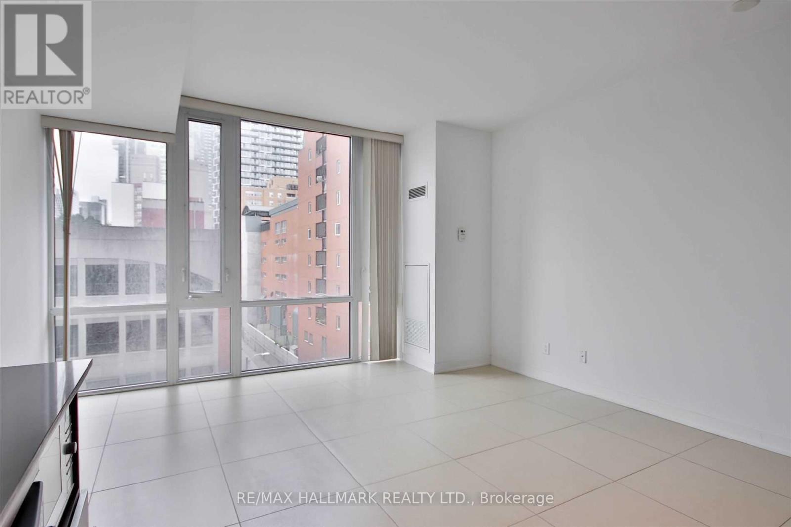 418 - 1 Market Street, Toronto, Ontario  M5E 0A2 - Photo 16 - C12523130