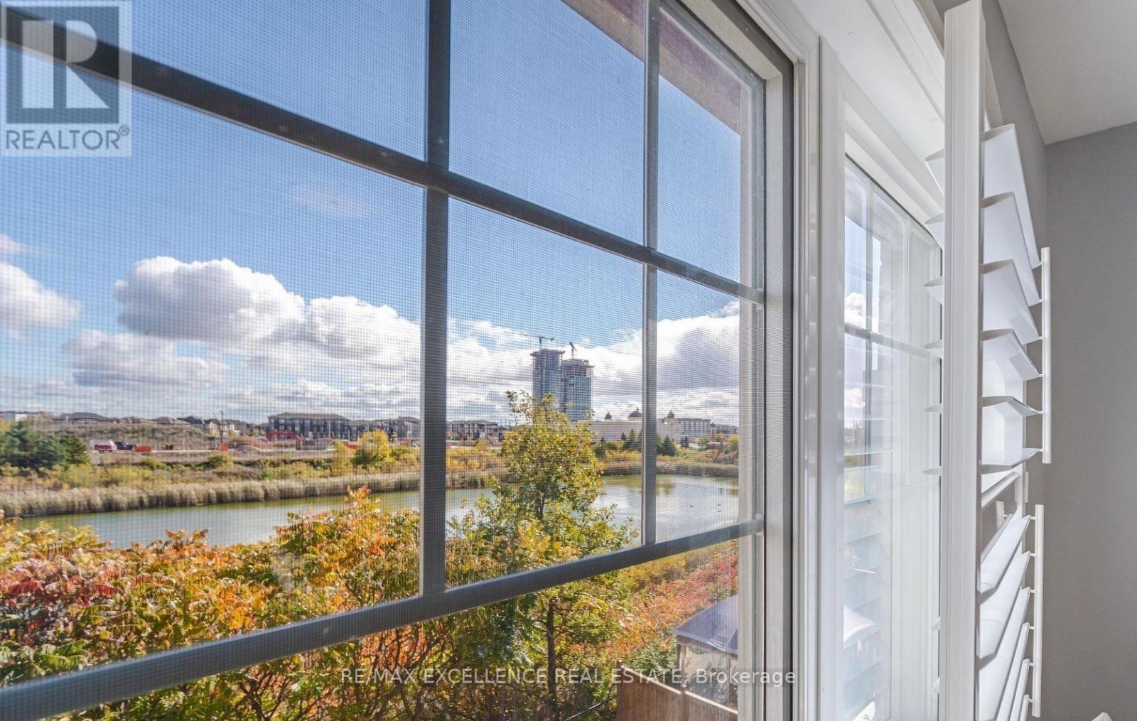 38 Davenfield Circle, Brampton, Ontario  L6P 4M2 - Photo 9 - W12486416