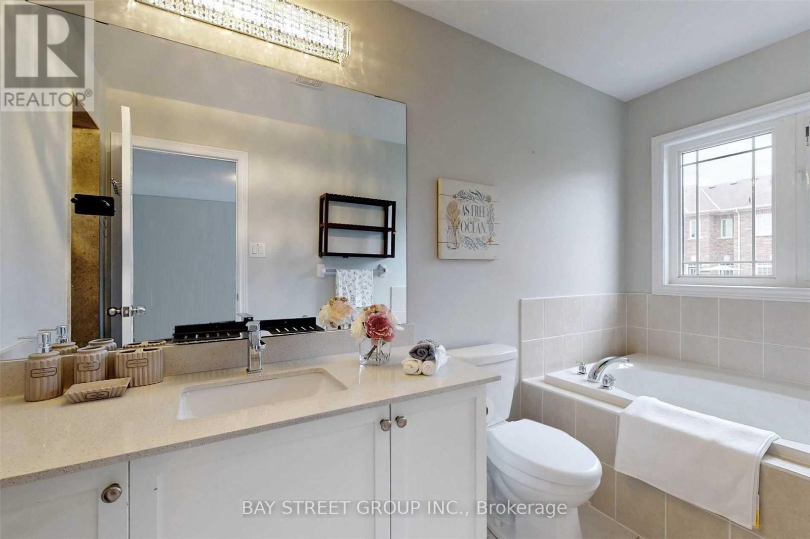 149 Fimco Crescent, Markham, Ontario  L6E 0R2 - Photo 7 - N12534714