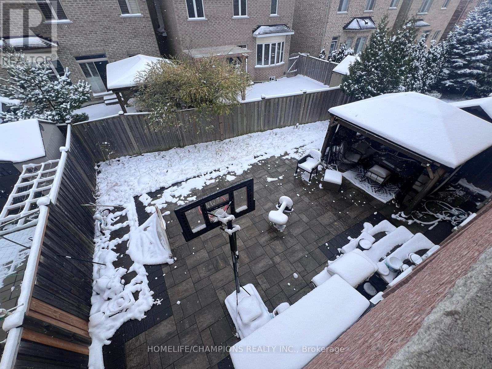 23 Durhamview Crescent, Whitchurch-Stouffville, Ontario  L4A 1H4 - Photo 12 - N12534740