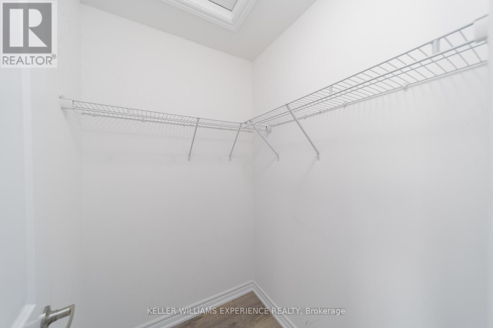 8 Wagon Lane, Barrie, Ontario  L9J 0V1 - Photo 14 - S12534660