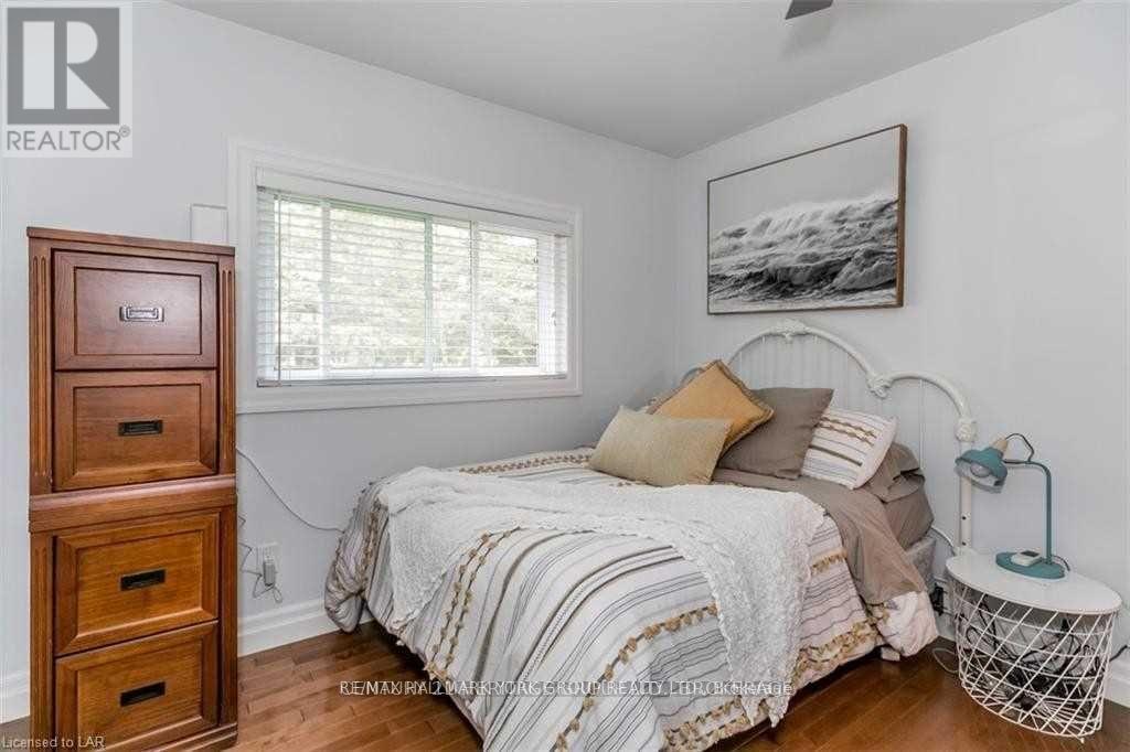 52 Birchwood Trail, Wasaga Beach, Ontario  L9Z 1B1 - Photo 16 - S12534742