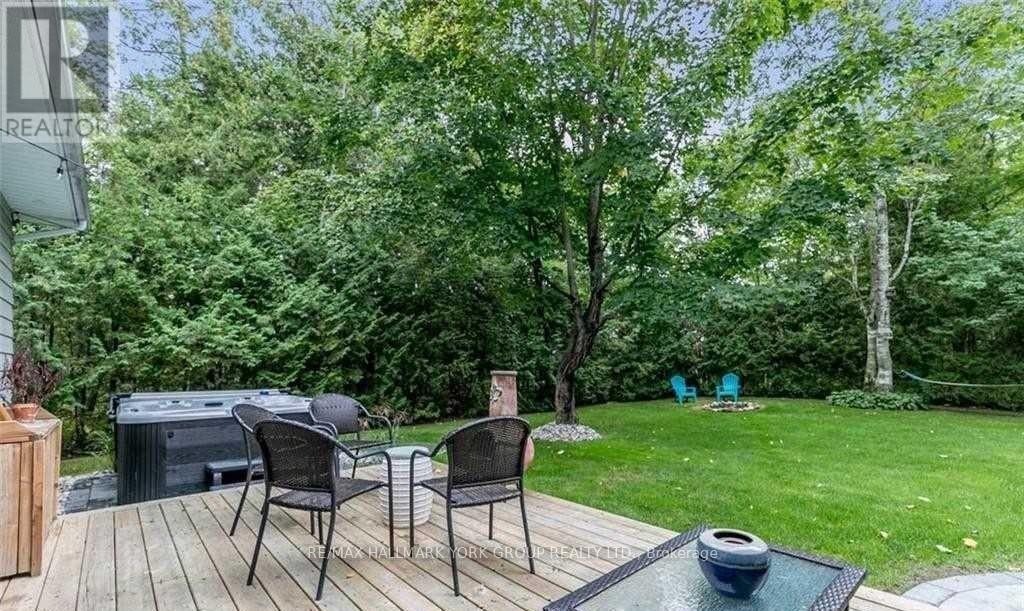 52 Birchwood Trail, Wasaga Beach, Ontario  L9Z 1B1 - Photo 22 - S12534742
