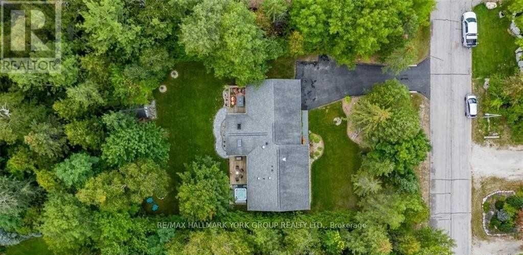 52 Birchwood Trail, Wasaga Beach, Ontario  L9Z 1B1 - Photo 27 - S12534742