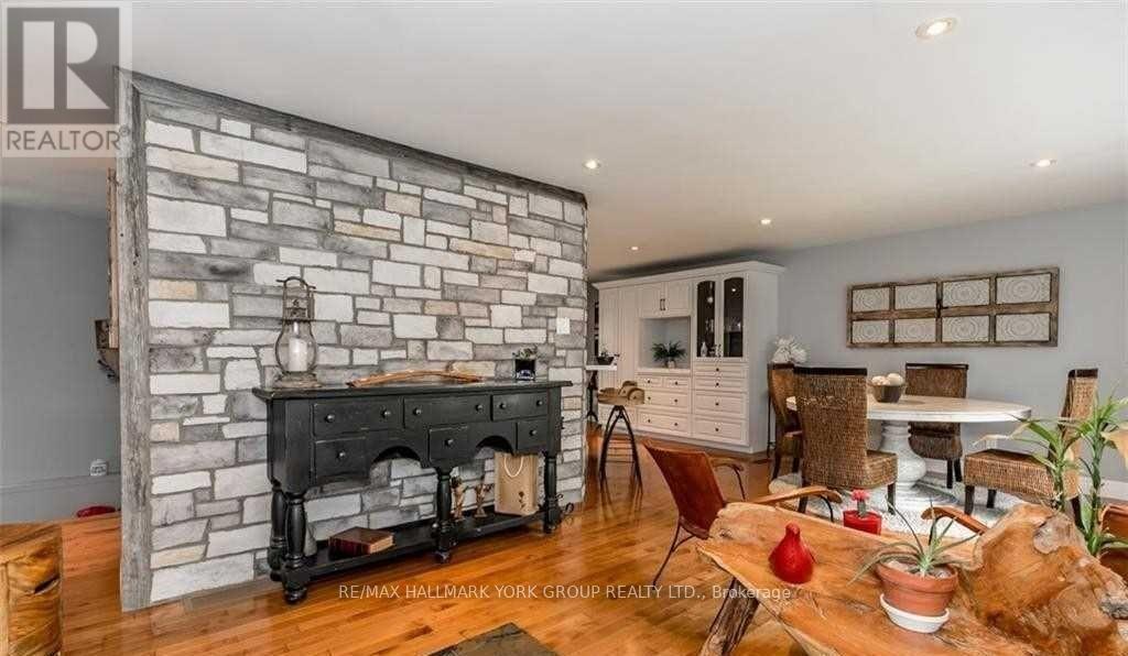 52 Birchwood Trail, Wasaga Beach, Ontario  L9Z 1B1 - Photo 6 - S12534742