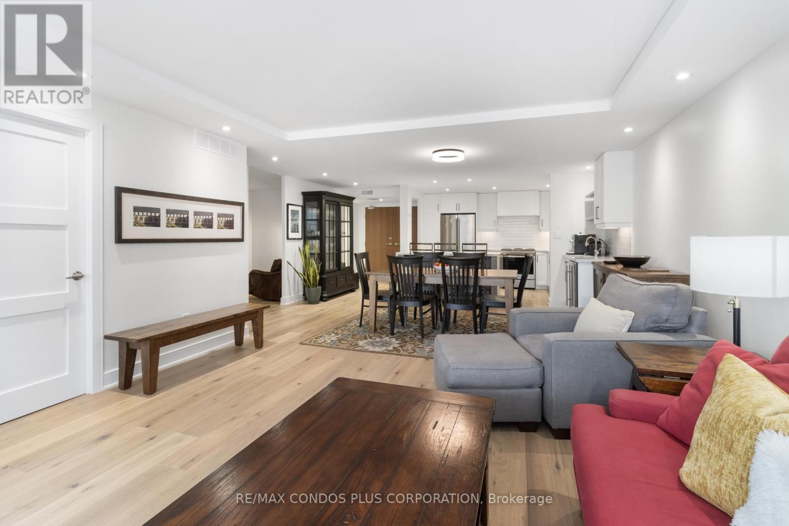 1401 - 71 CHARLES STREET E, Toronto, Ontario