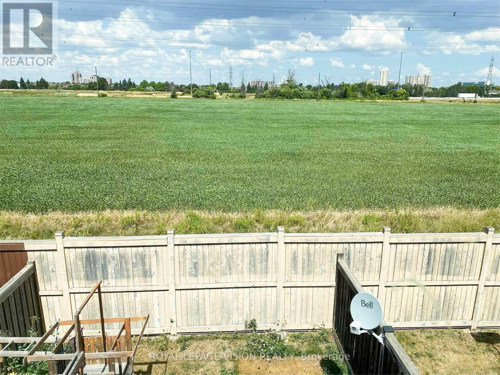 7429 Saint Barbara Boulevard, Mississauga, Ontario  L5W 0G3 - Photo 22 - W12534654