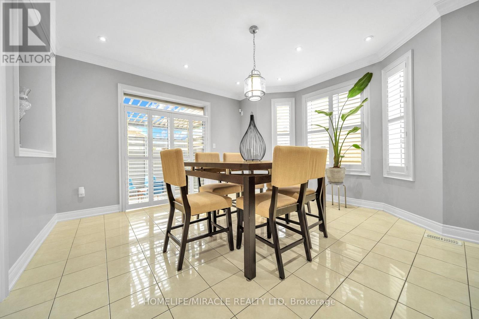 24 Haywood Drive, Brampton, Ontario  L6X 0W1 - Photo 13 - W12534674