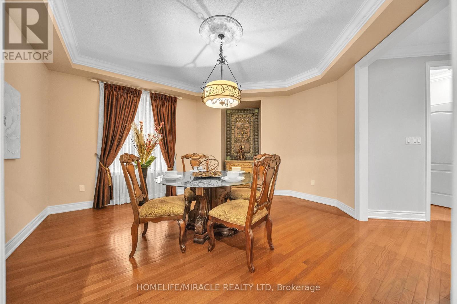 24 Haywood Drive, Brampton, Ontario  L6X 0W1 - Photo 18 - W12534674