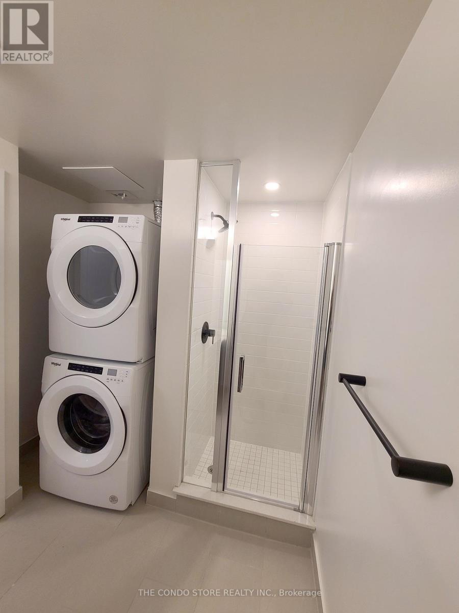 203 - 2300 St. Clair Avenue W, Toronto, Ontario  M6N 1K8 - Photo 11 - W12534718