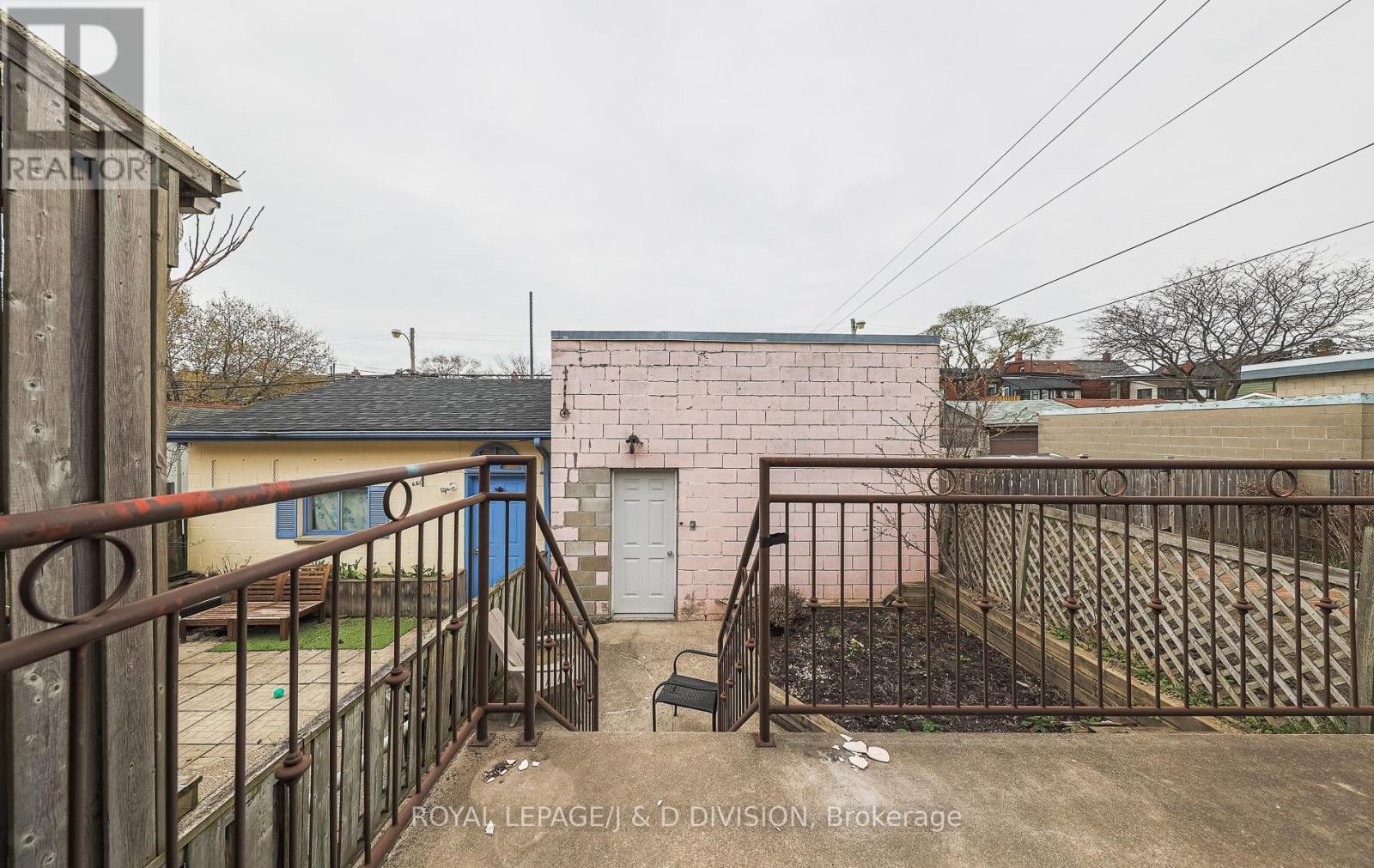 Main - 484 Concord Avenue, Toronto, Ontario  M6H 2P8 - Photo 22 - W12534724