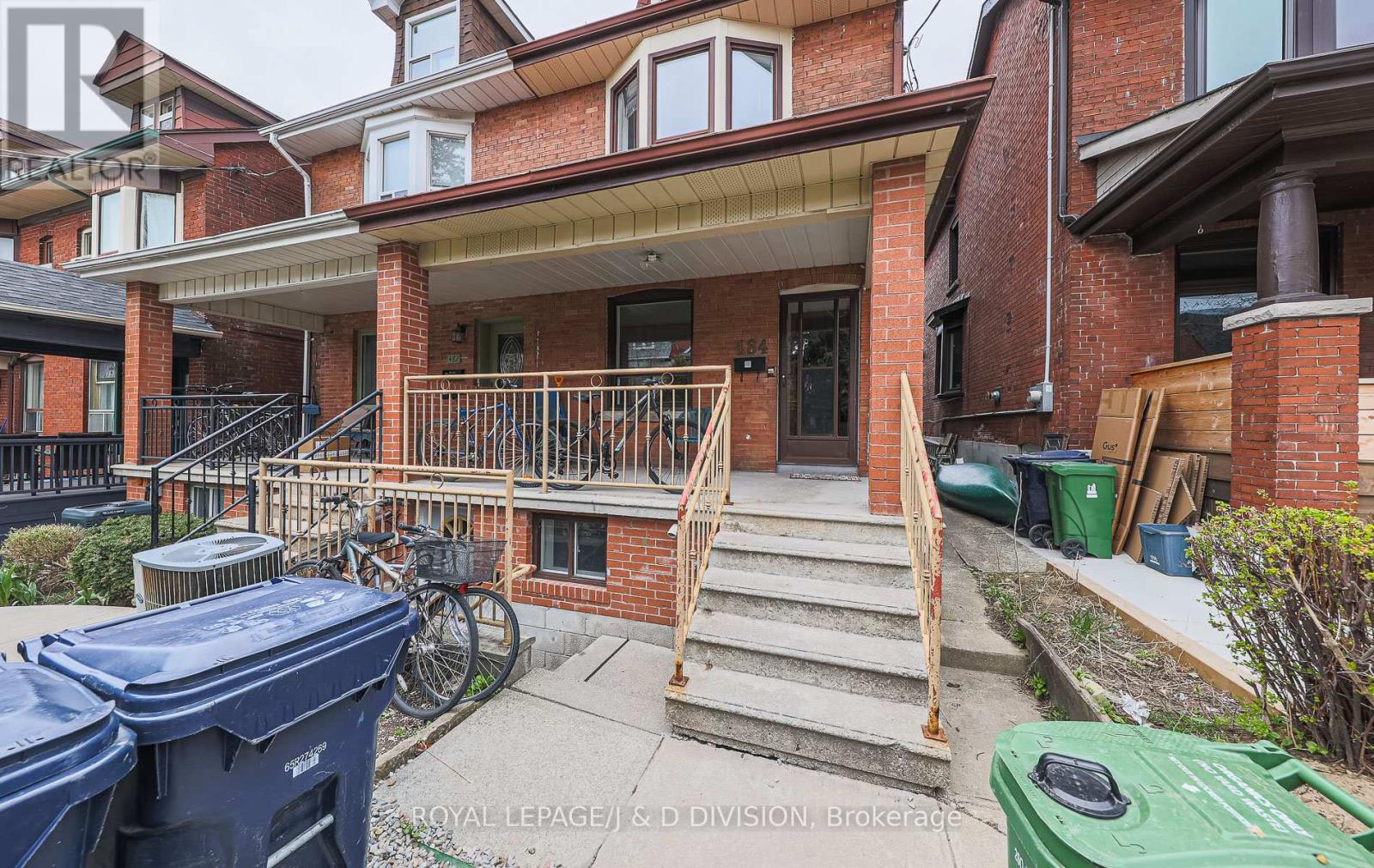 Main - 484 Concord Avenue, Toronto, Ontario  M6H 2P8 - Photo 3 - W12534724