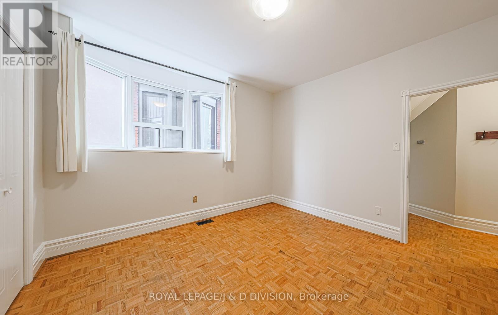 Main - 484 Concord Avenue, Toronto, Ontario  M6H 2P8 - Photo 8 - W12534724