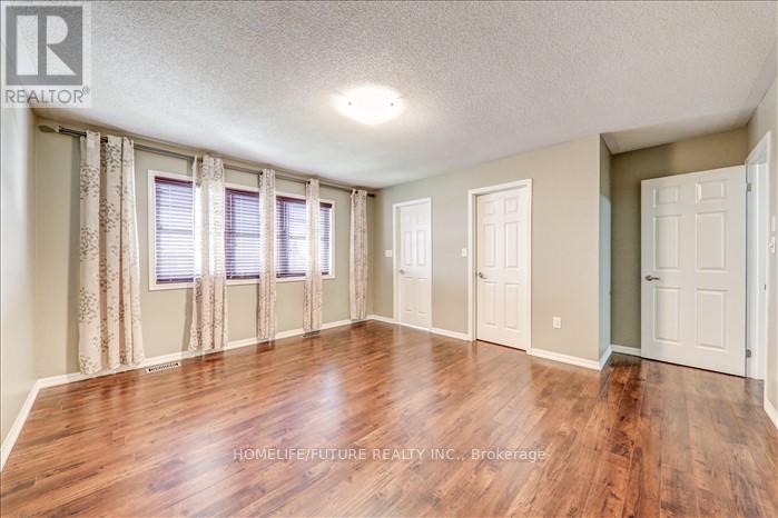 (Main) - 28 Birch Lake Court, Brampton, Ontario  L6P 3M6 - Photo 19 - W12534736