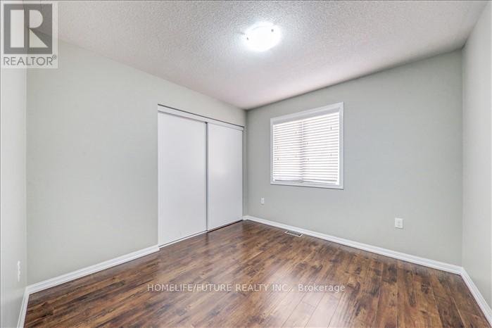 (Main) - 28 Birch Lake Court, Brampton, Ontario  L6P 3M6 - Photo 22 - W12534736