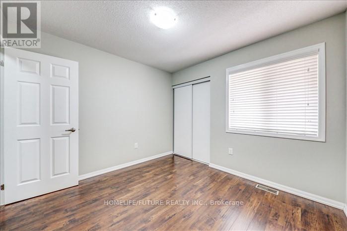 (Main) - 28 Birch Lake Court, Brampton, Ontario  L6P 3M6 - Photo 25 - W12534736