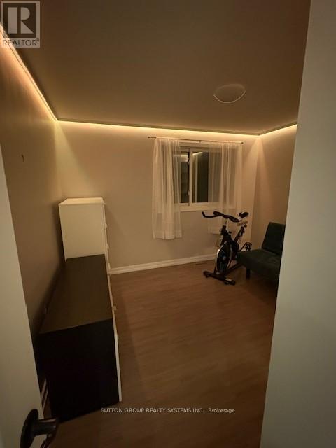 68 - 215 Mississauga Valley Boulevard, Mississauga, Ontario  L5A 1Y7 - Photo 28 - W12534428