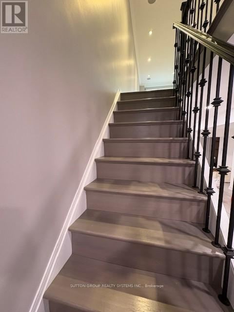 68 - 215 Mississauga Valley Boulevard, Mississauga, Ontario  L5A 1Y7 - Photo 17 - W12534428