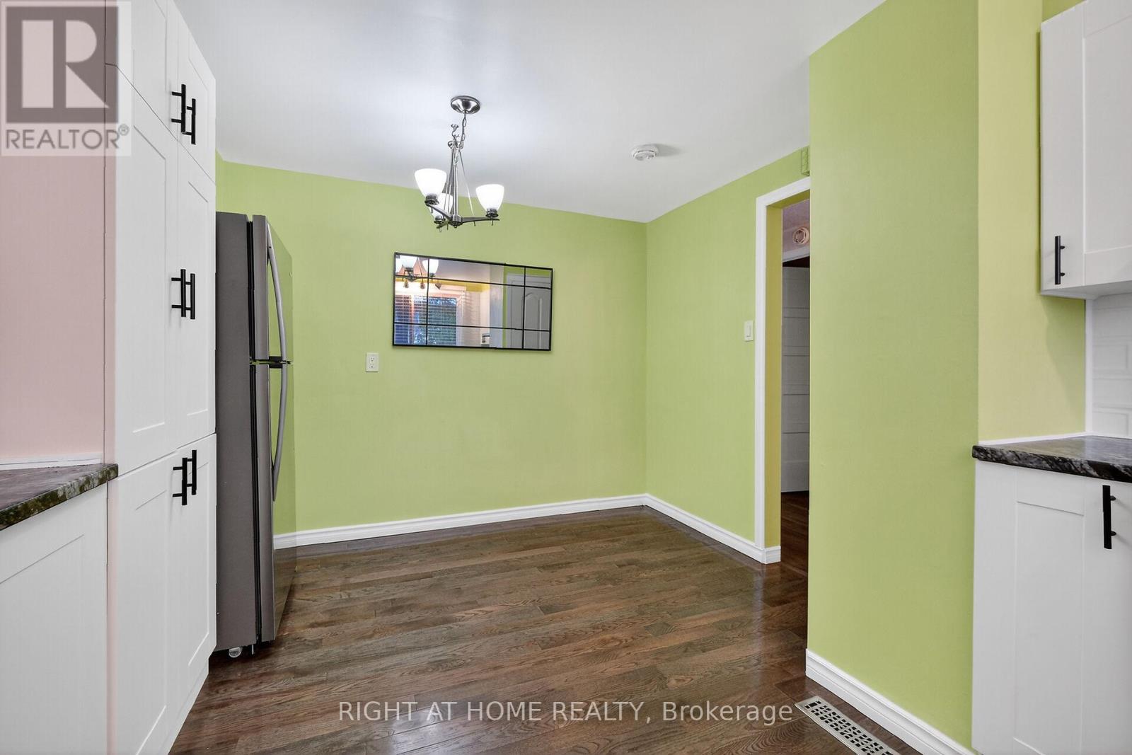 95 - 1474 Heatherington Road, Ottawa, Ontario  K1V 6S1 - Photo 9 - X12534580