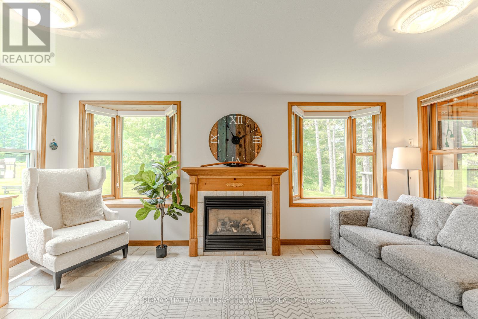 1238 Adjala-Tecumseth Townline, Adjala-Tosorontio, Ontario  L0G 1W0 - Photo 11 - N12394099