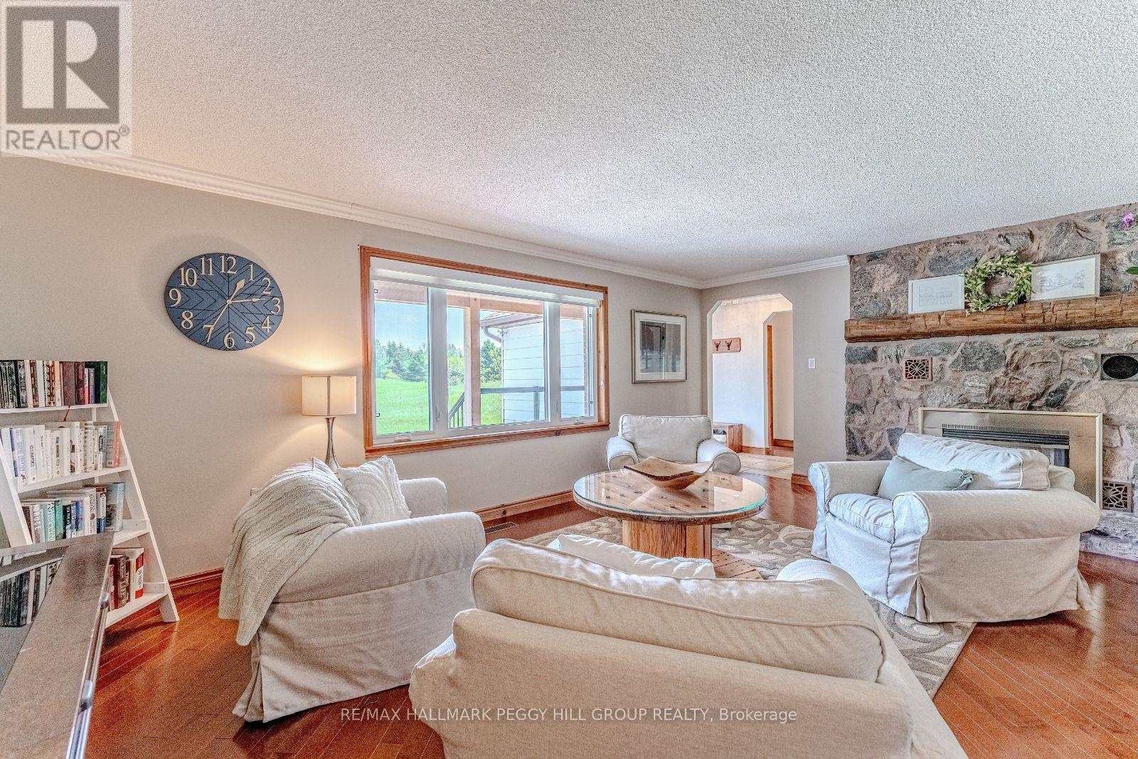 1238 Adjala-Tecumseth Townline, Adjala-Tosorontio, Ontario  L0G 1W0 - Photo 10 - N12394099