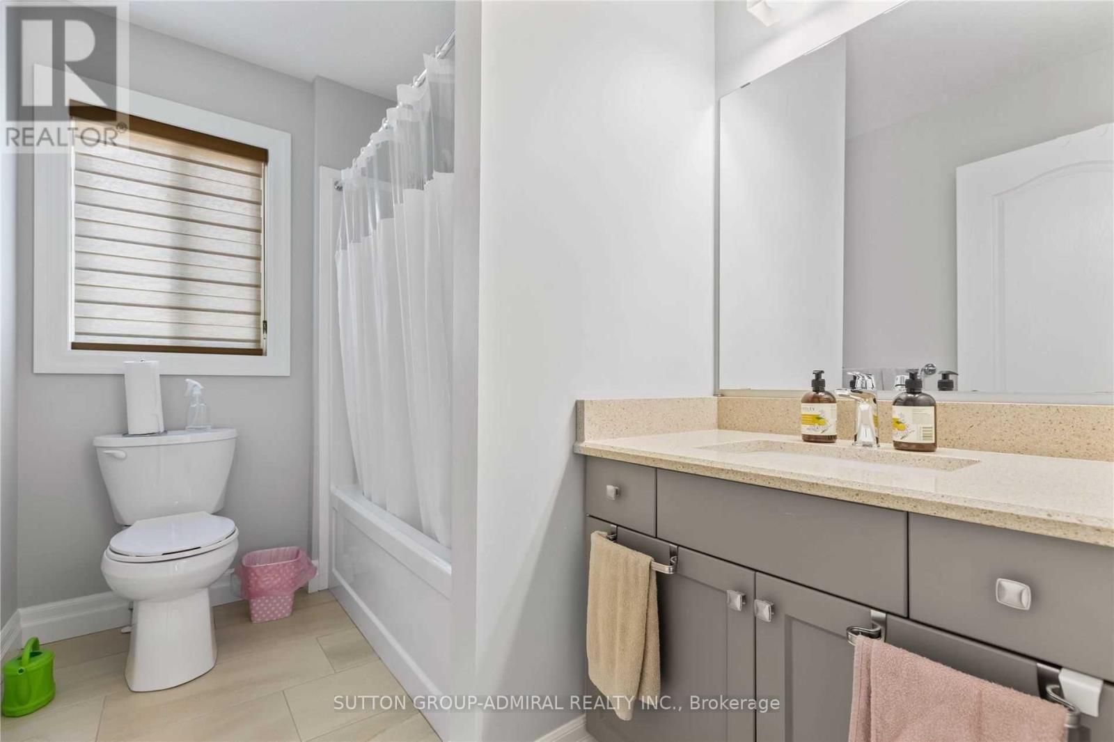 3730 Somerston Crescent, London South, Ontario  N6L 0G4 - Photo 13 - X12534634