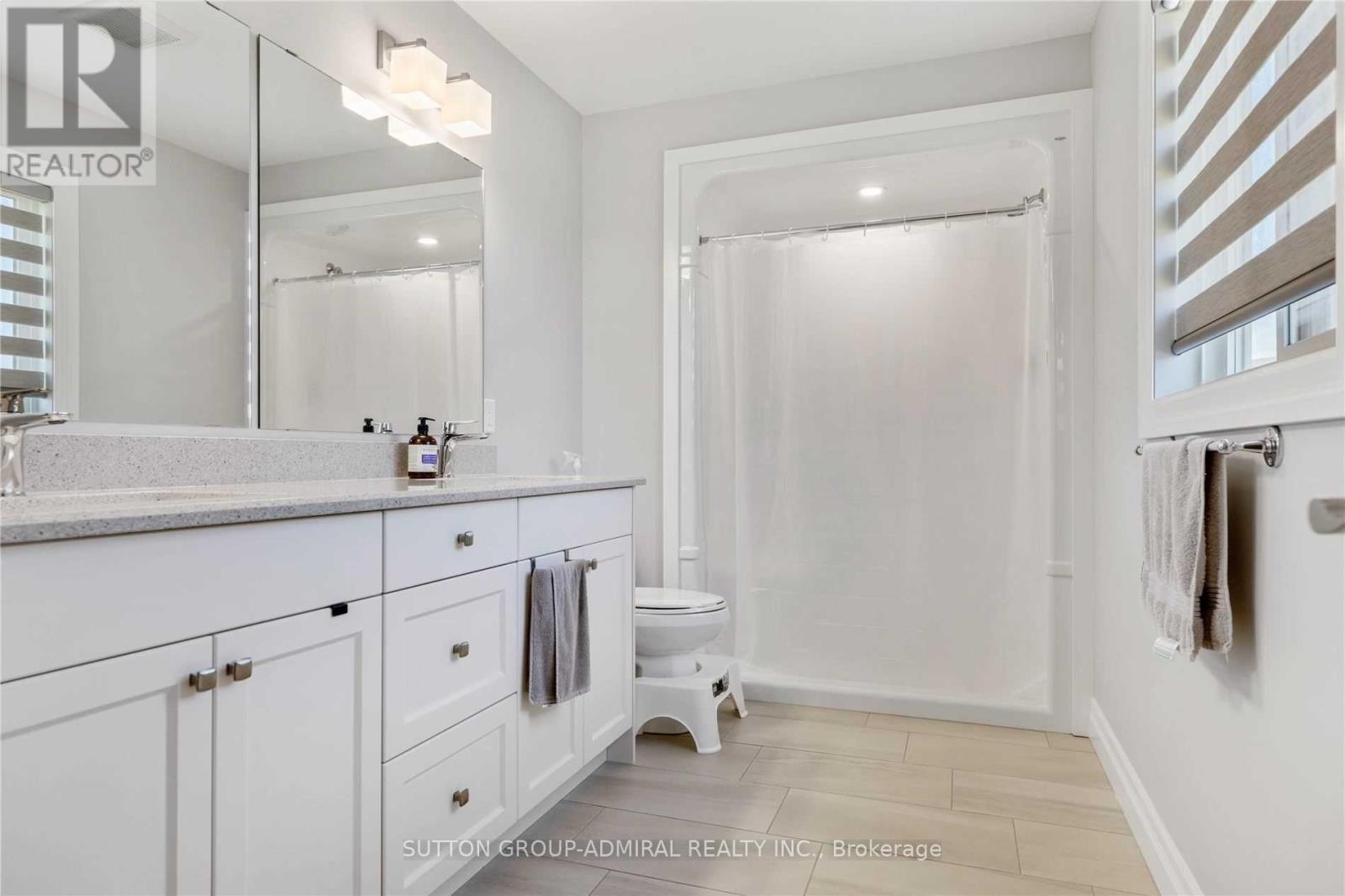 3730 Somerston Crescent, London South, Ontario  N6L 0G4 - Photo 15 - X12534634