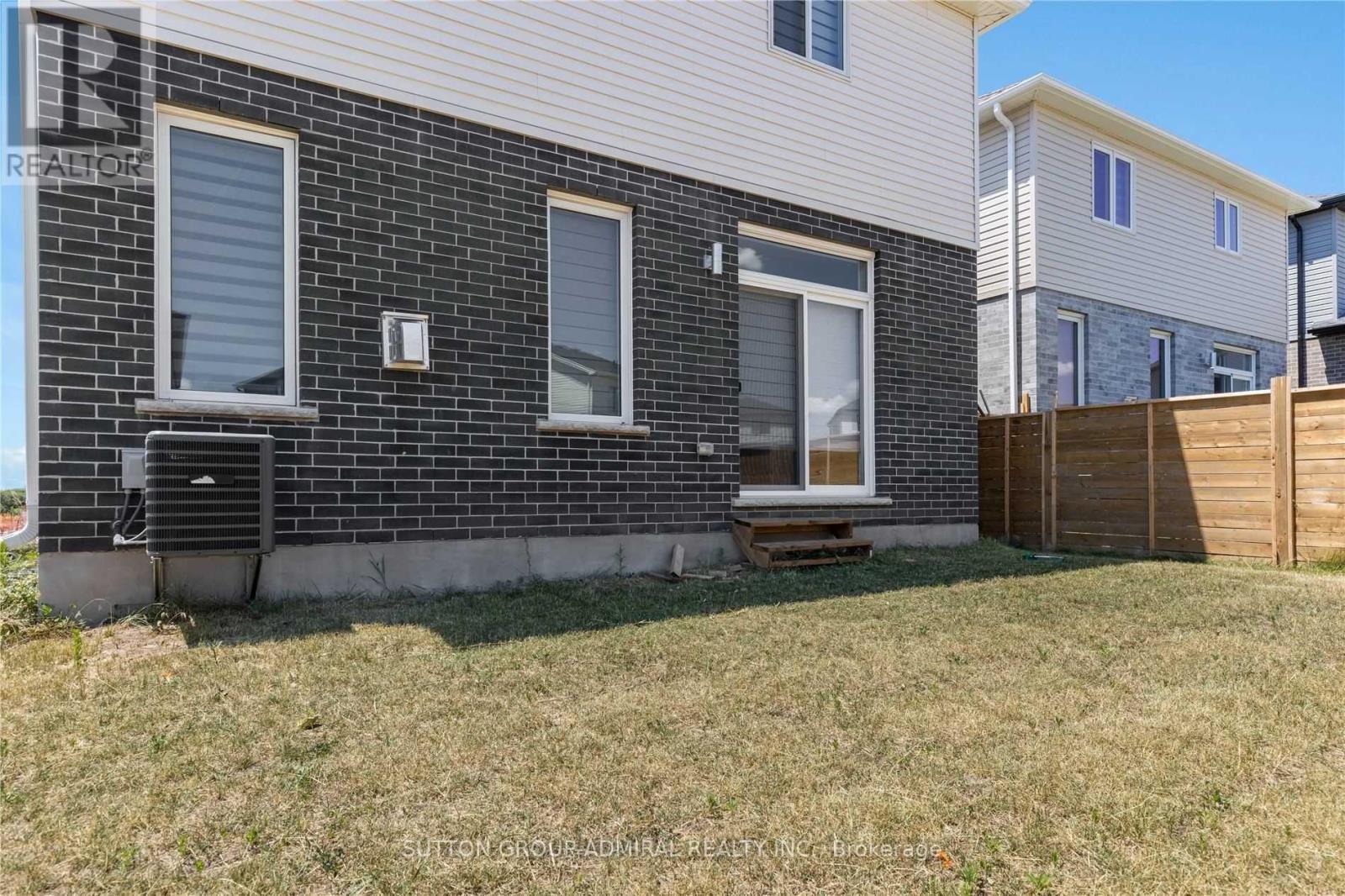 3730 Somerston Crescent, London South, Ontario  N6L 0G4 - Photo 21 - X12534634