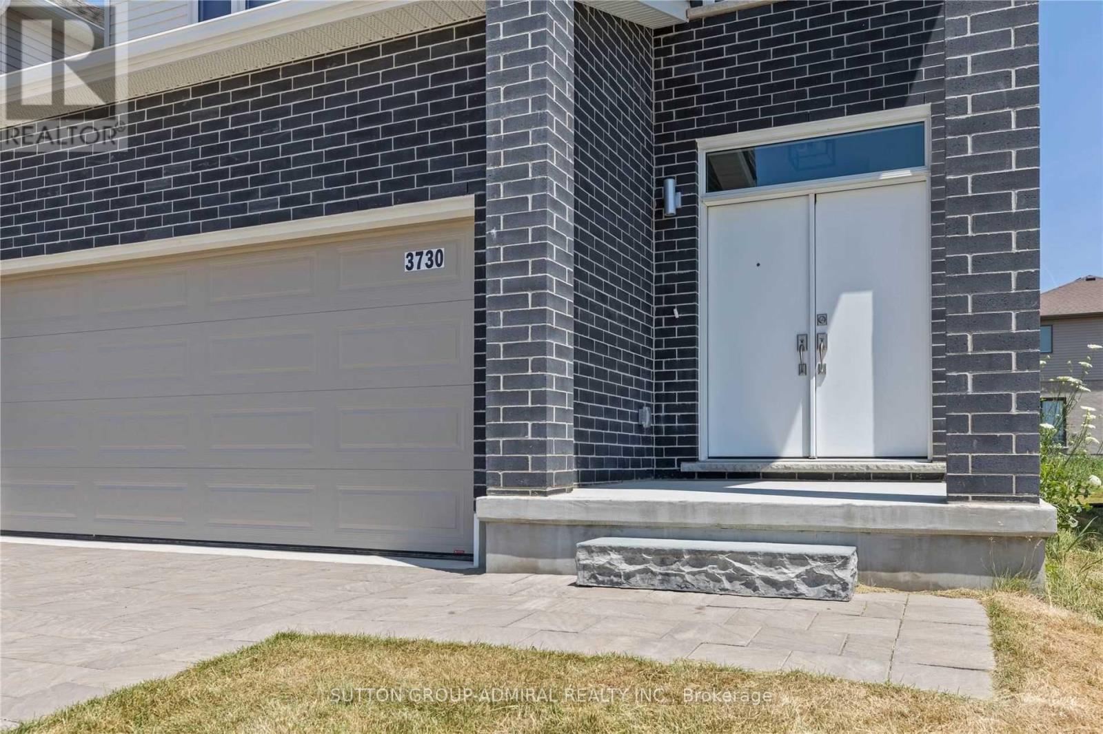 3730 Somerston Crescent, London South, Ontario  N6L 0G4 - Photo 3 - X12534634