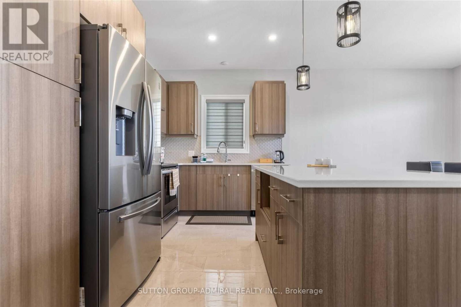 3730 Somerston Crescent, London South, Ontario  N6L 0G4 - Photo 7 - X12534634