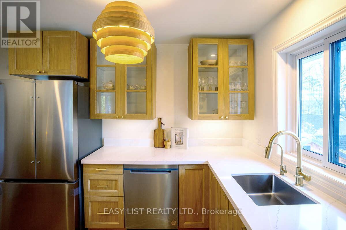 1635 7th Avenue W, Owen Sound, Ontario  N4K 6L9 - Photo 7 - X12534664