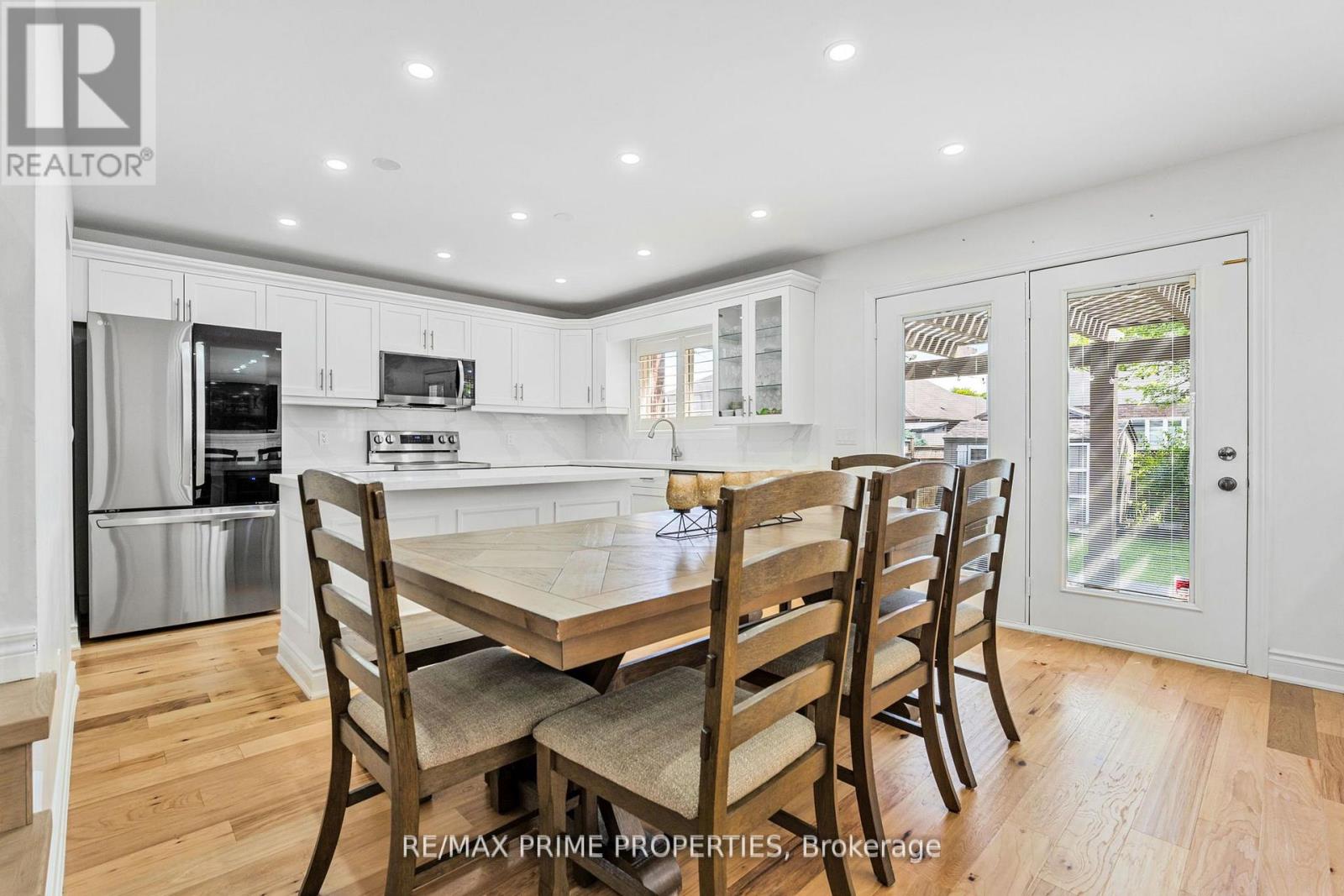 52 Clare Avenue, Welland, Ontario  L3C 0B7 - Photo 12 - X12534694