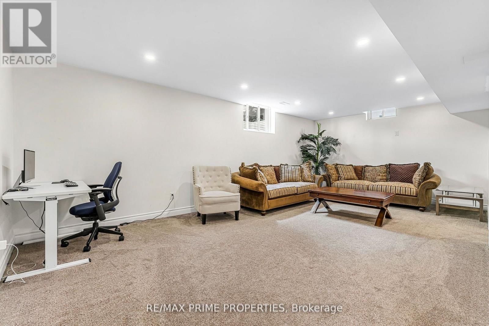 52 Clare Avenue, Welland, Ontario  L3C 0B7 - Photo 33 - X12534694