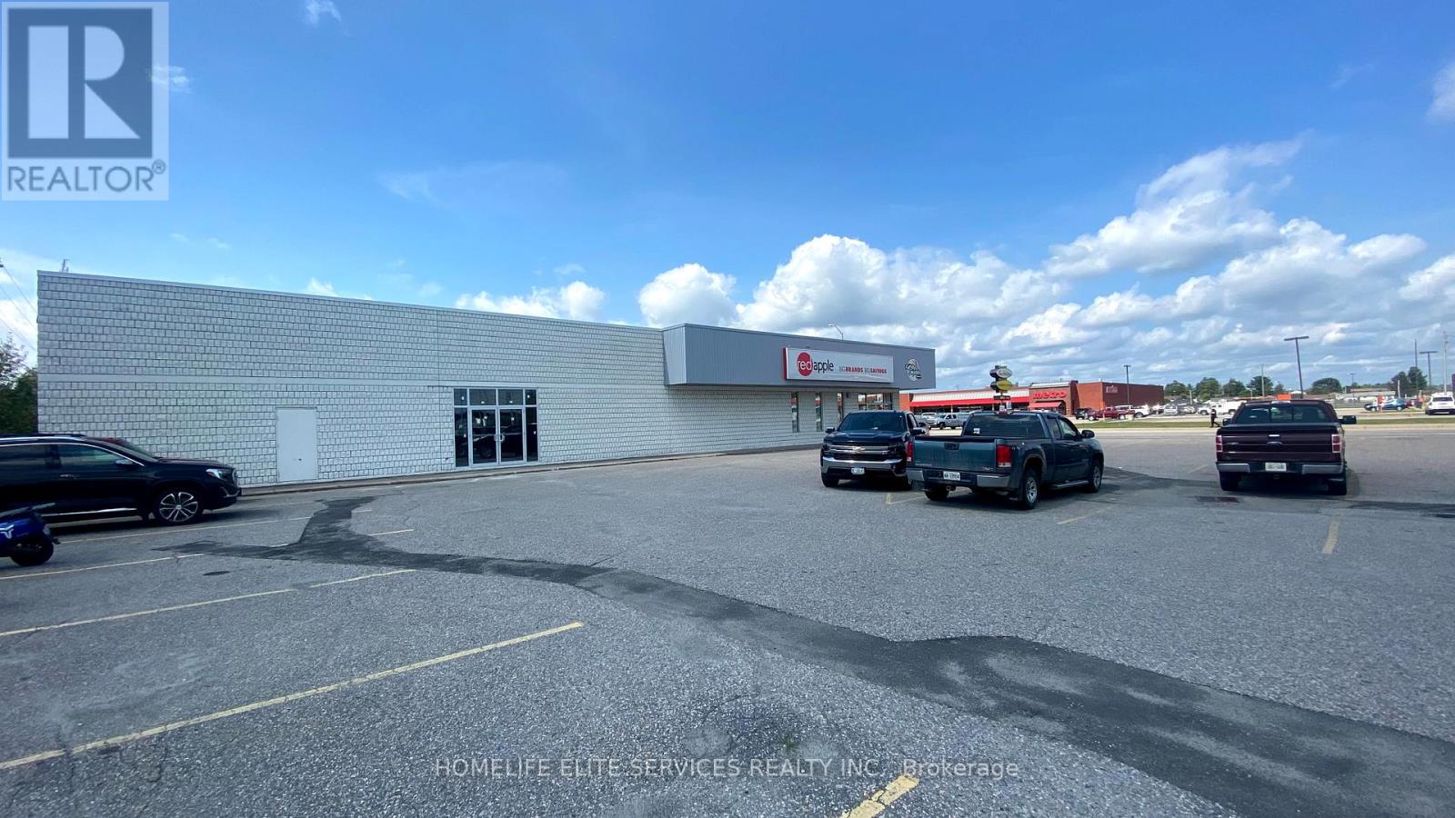 210 Front Drive, West Nipissing, Ontario  P2B 2H8 - Photo 3 - X12534706