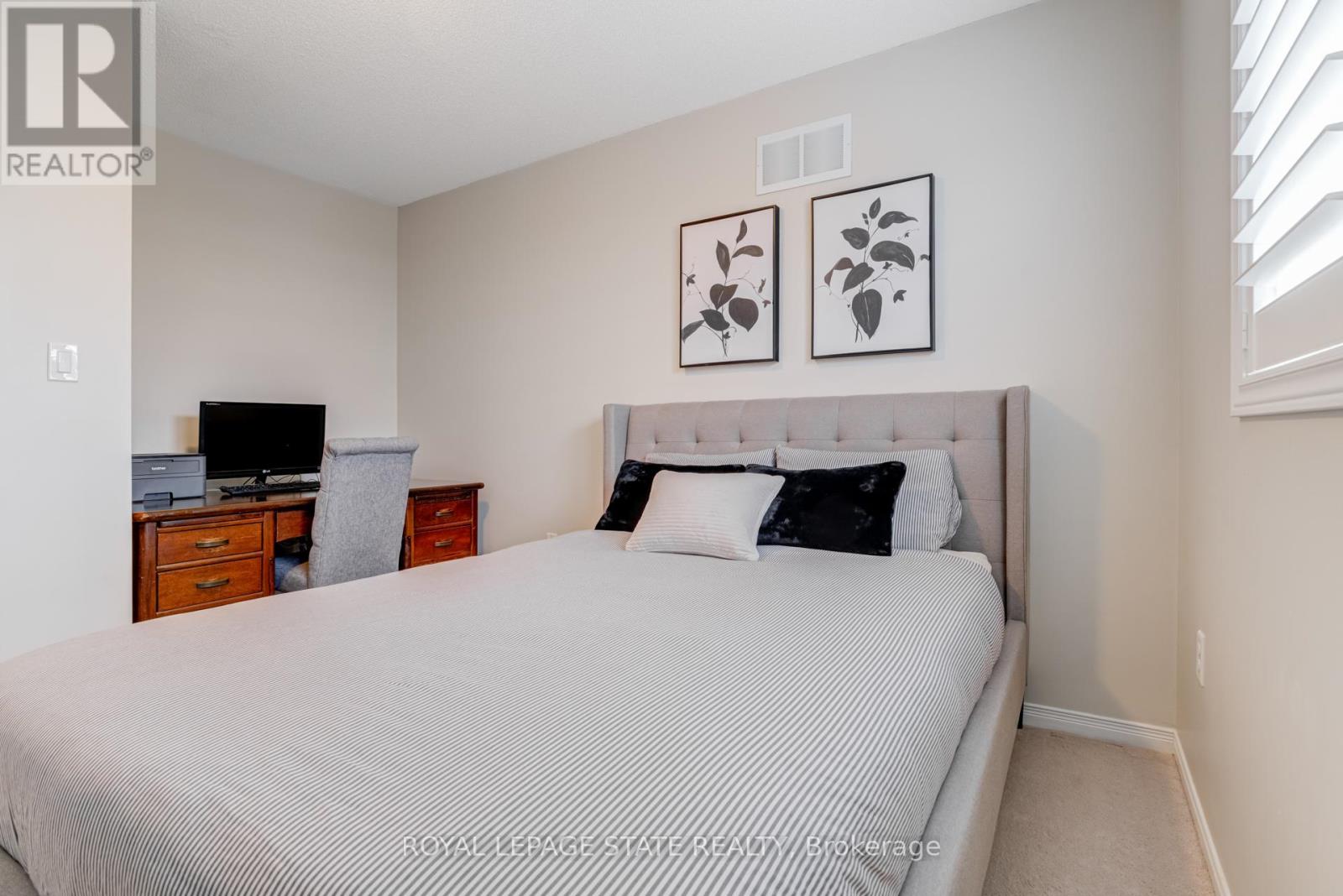 36 Irwin Avenue, Hamilton, Ontario  L9K 0E9 - Photo 25 - X12534716