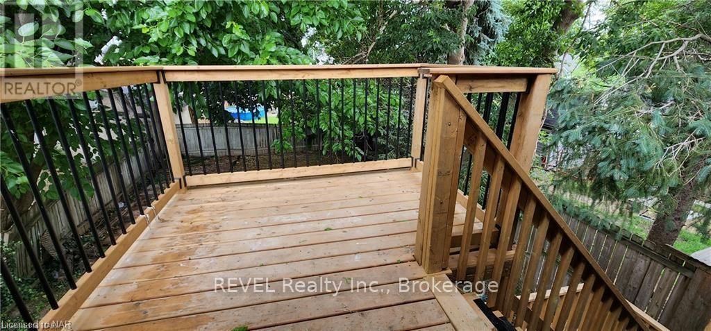 Upper - 5 Linwood Street, St. Catharines, Ontario  L2R 1H2 - Photo 12 - X12385585