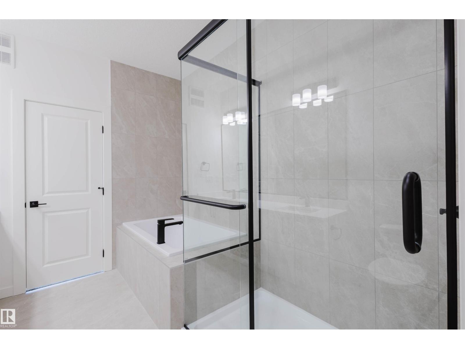 335 Bluff Cv, Leduc, Alberta  T9E 1S2 - Photo 39 - E4465407